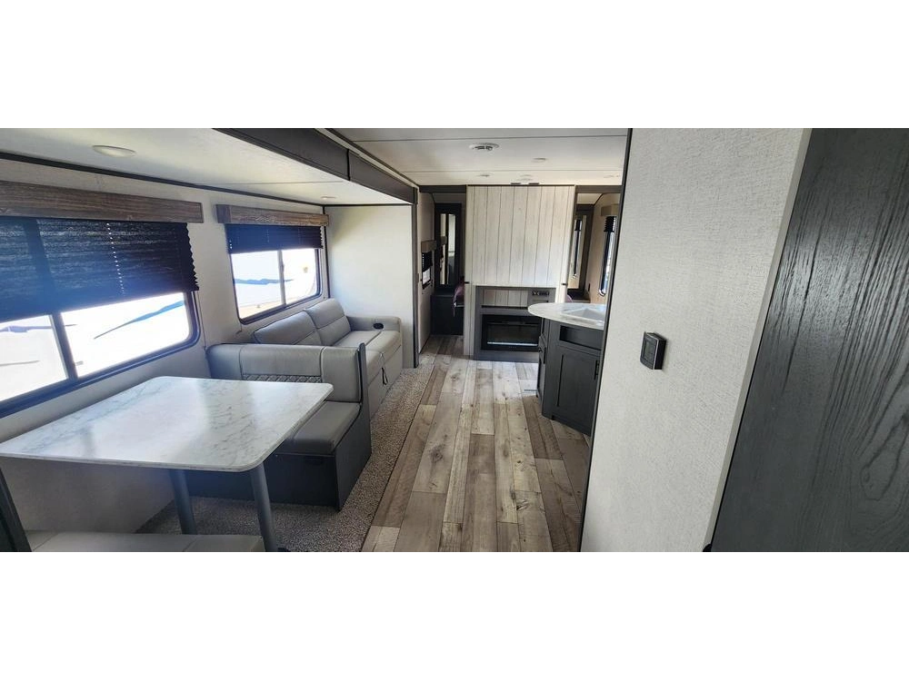 Aspen Trail By Dutchmen 29bh 2022 alt