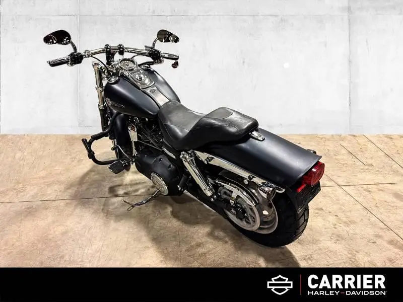 Harley-Davidson Moto Harley-Davidson DYNA FAT BOB 2012 2012