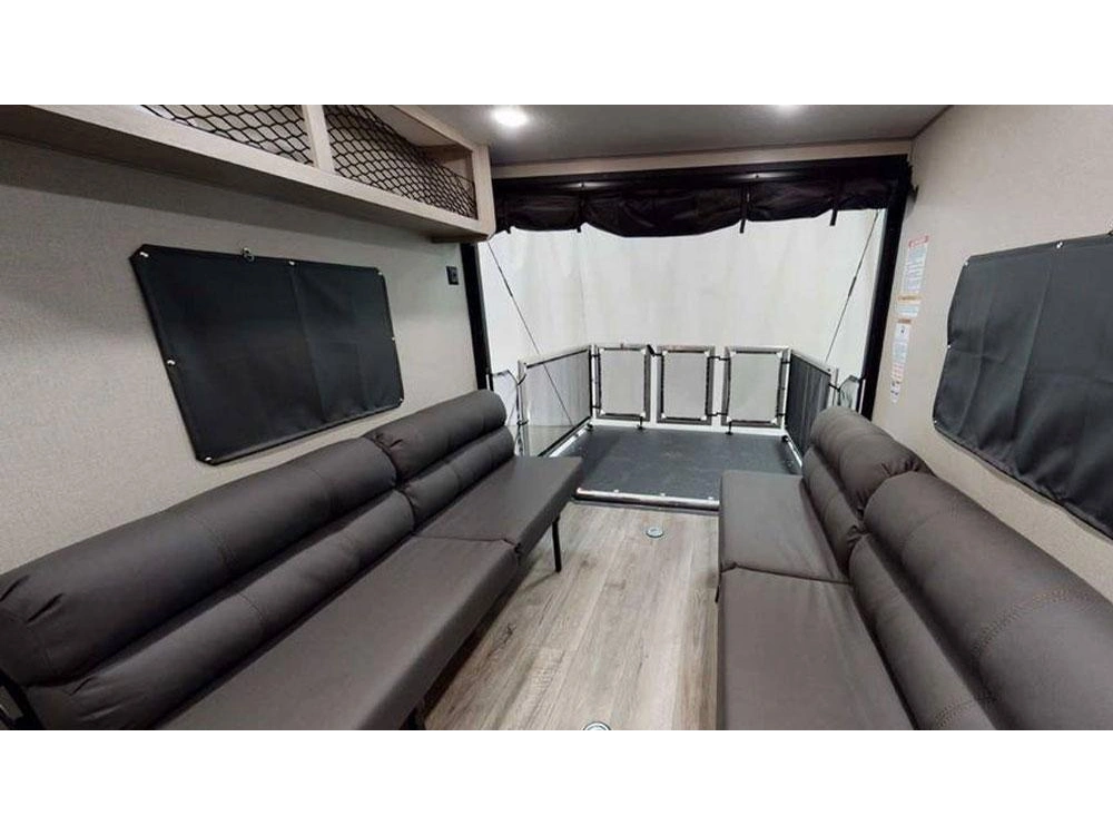 Coachmen Catalina Cargo 29ths 2023 alt