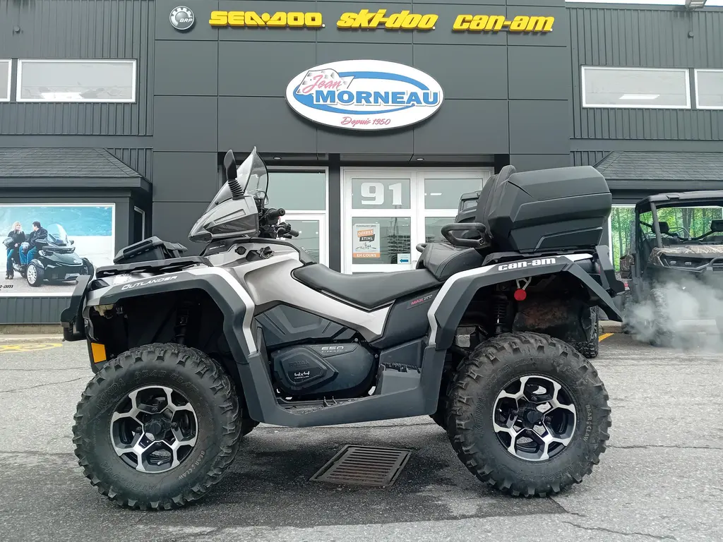Can-Am outlander max 650 xt 2013