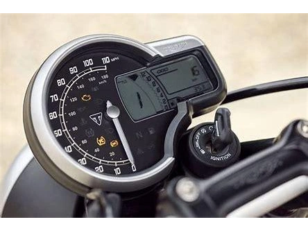Triumph Speed 400 2026 alt