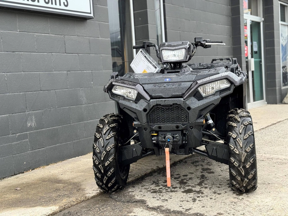 2023 Polaris Sportsman 850 Premium Crimson Metallic alt