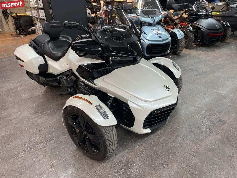 Can-am F3-t Se6 2023 alt