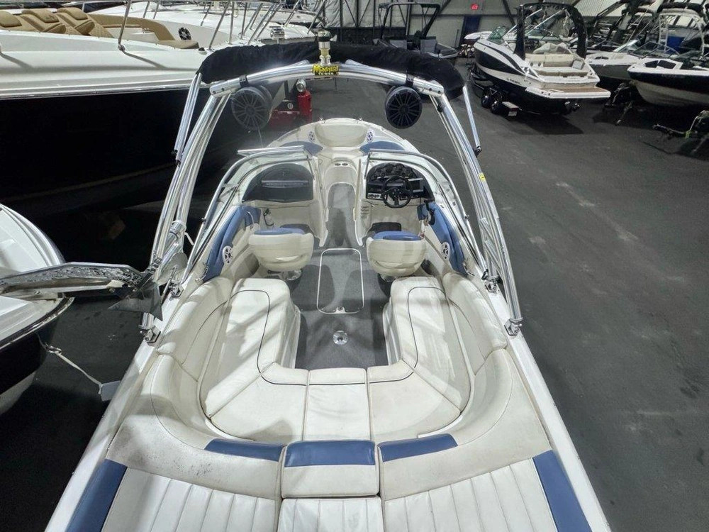 Bayliner 235 2012 alt