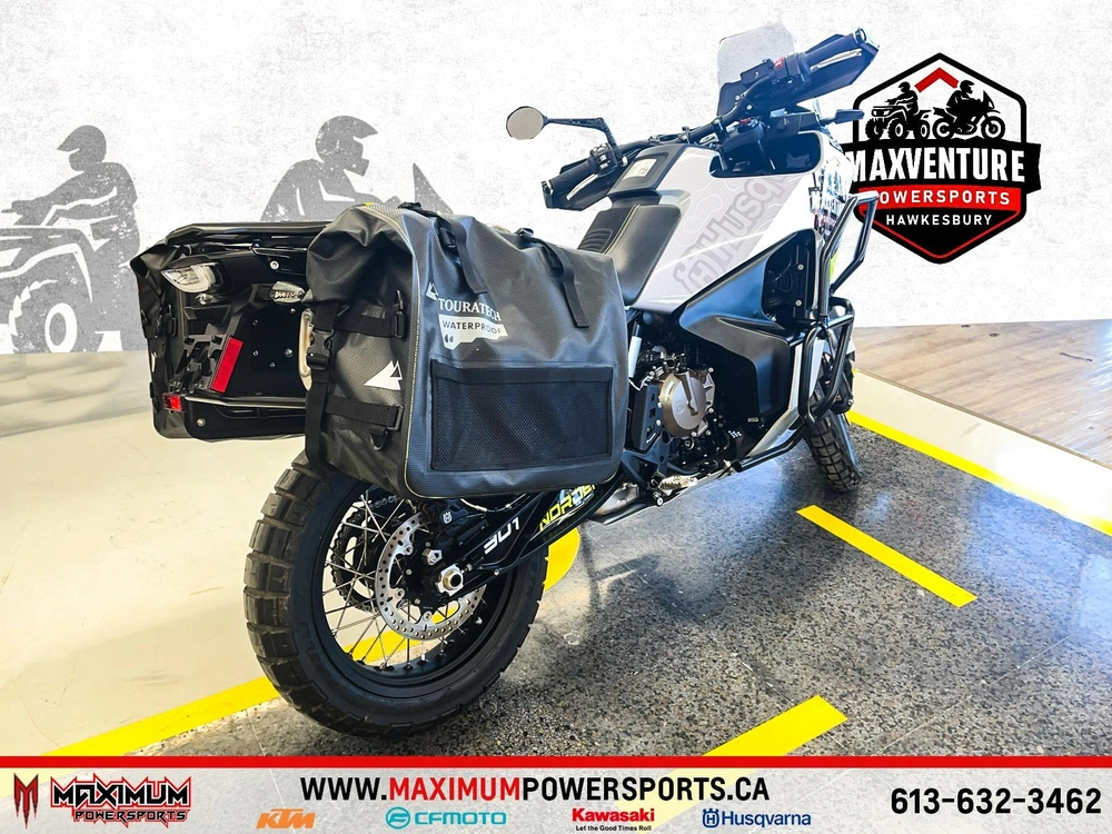 2024 Husqvarna 901 Norden/ Touratech/ Demo alt