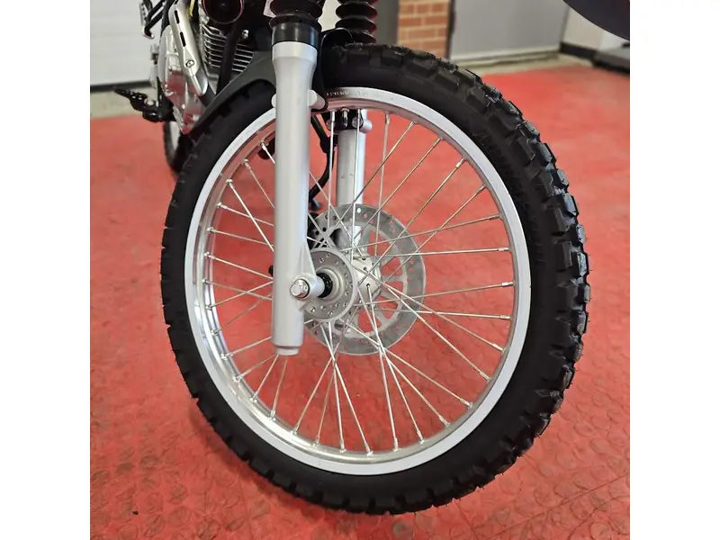 2025 Yamaha XT 250 thumbnail 9