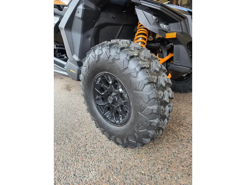 2026 Can-Am Maverick X3 DS TURBO RR thumbnail 13