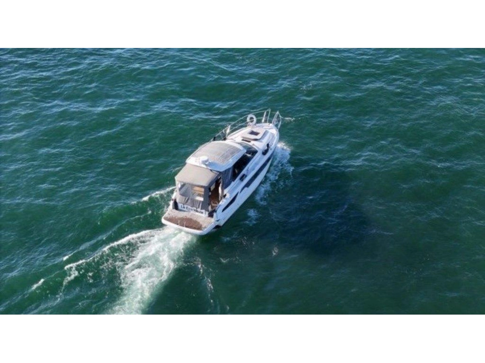 Bavaria S33 Ht Volvo D3-220 2018 alt