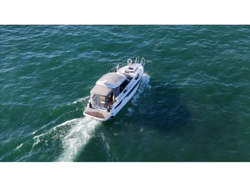 2018 Bavaria Motoryachts S33 HT VOLVO D3-220 thumbnail 25