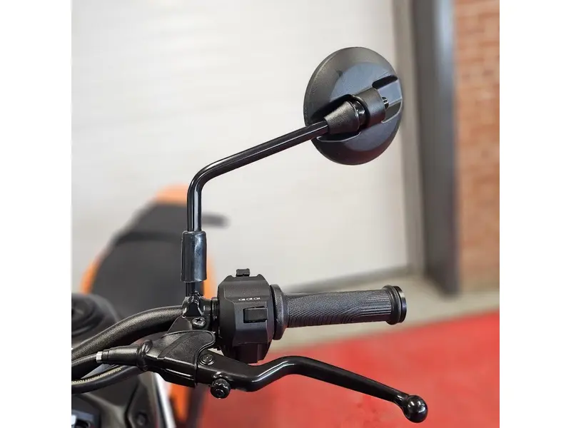 2025 KTM 390 SMC R