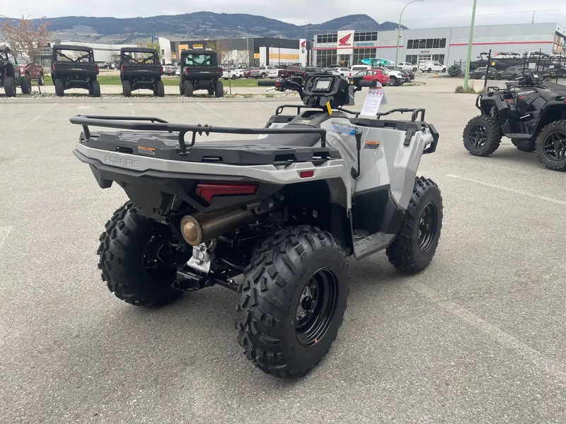 Polaris SPORTSMAN 570 EPS - GHOST GRAY 2026