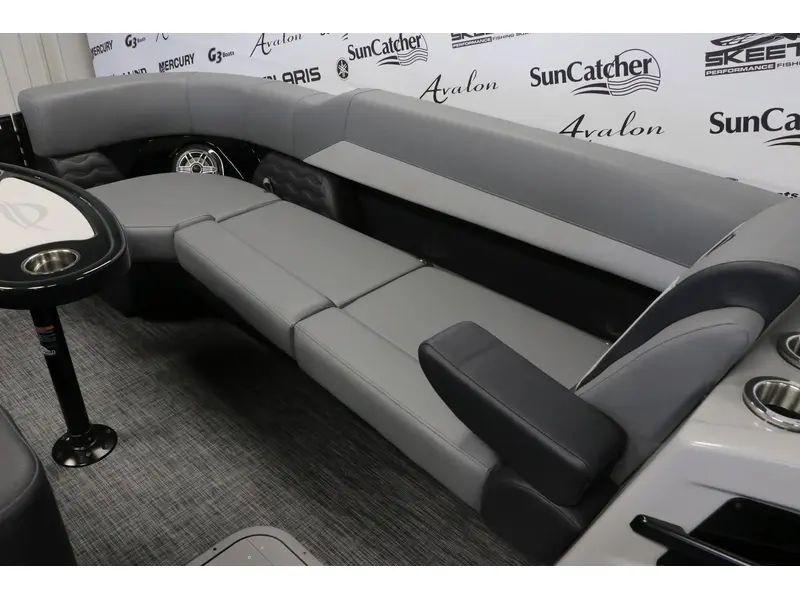 2026 SunCatcher ELITE 326 SL DIAMOND + YAMAHA 300HP thumbnail 7