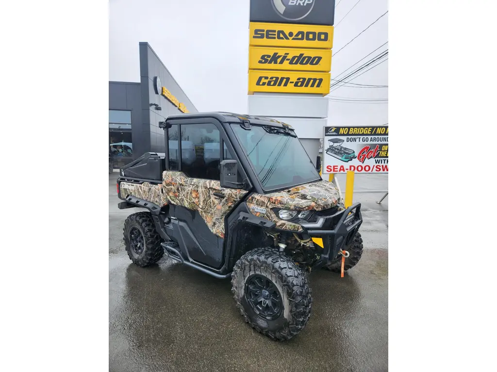 2024 Can-Am 0008JRF00 Defender Limited HD10