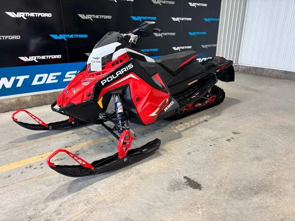 Polaris 850 Indy Vr1 137 2022 alt