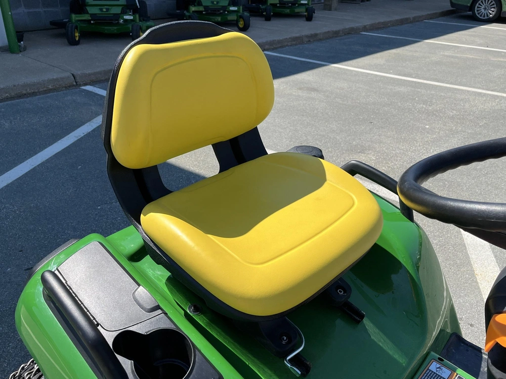 2024 John Deere X570 alt