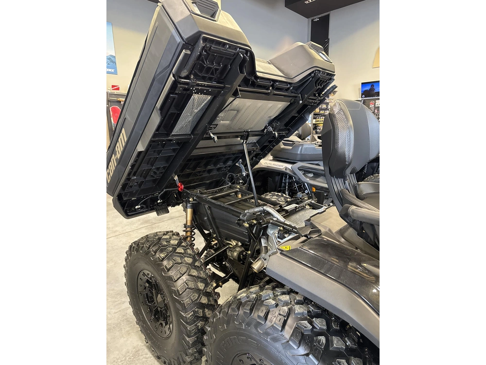 2026 Can-am Outlander Max 6x6 Backcountry 1000r Stealth Black alt