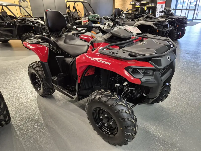 Can-Am OUTLANDER MAX DPS 700 2026