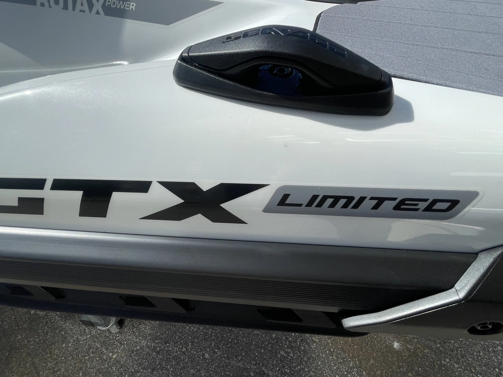 2026 Sea-doo Gtx Limited 325 (sound System) alt