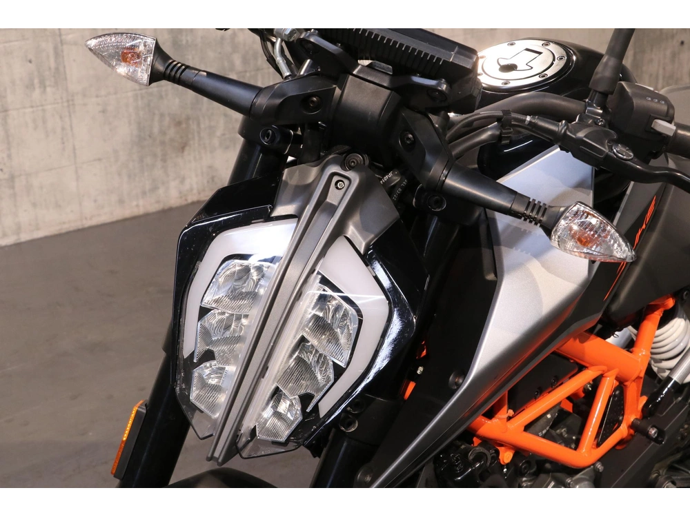 2022 Ktm Duke 390 alt