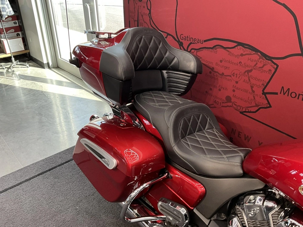 2024 Indian Motorcycle Pursuit Limited alt