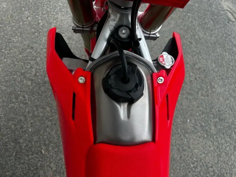 2026 Honda CRF250R thumbnail 14
