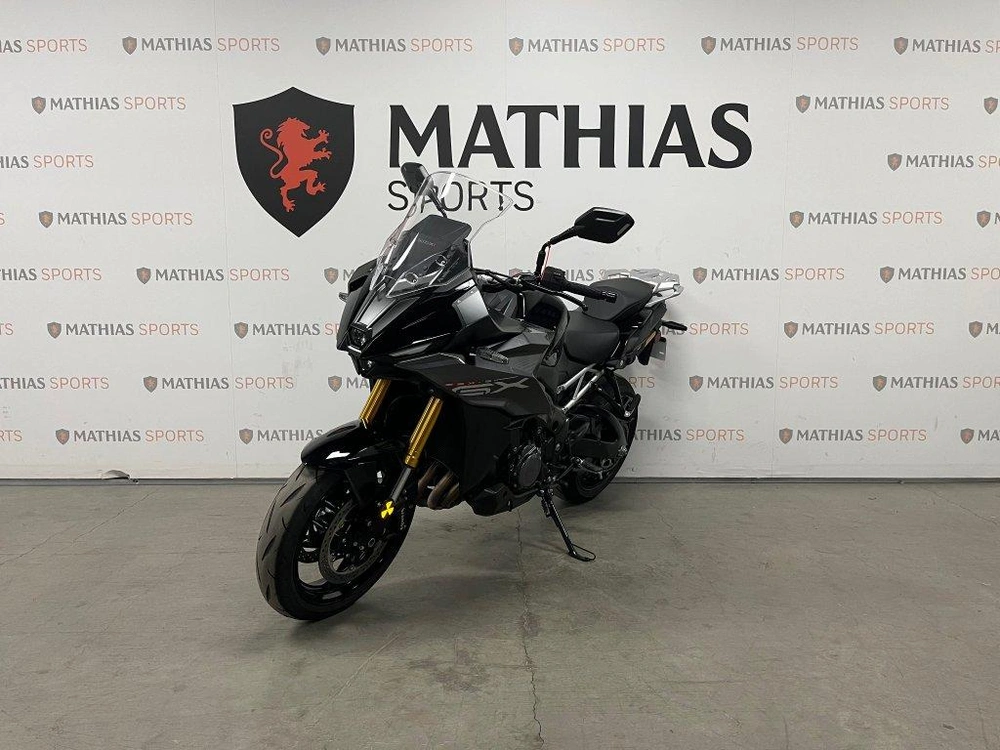 Suzuki Gsx-s1000gx 2024 alt