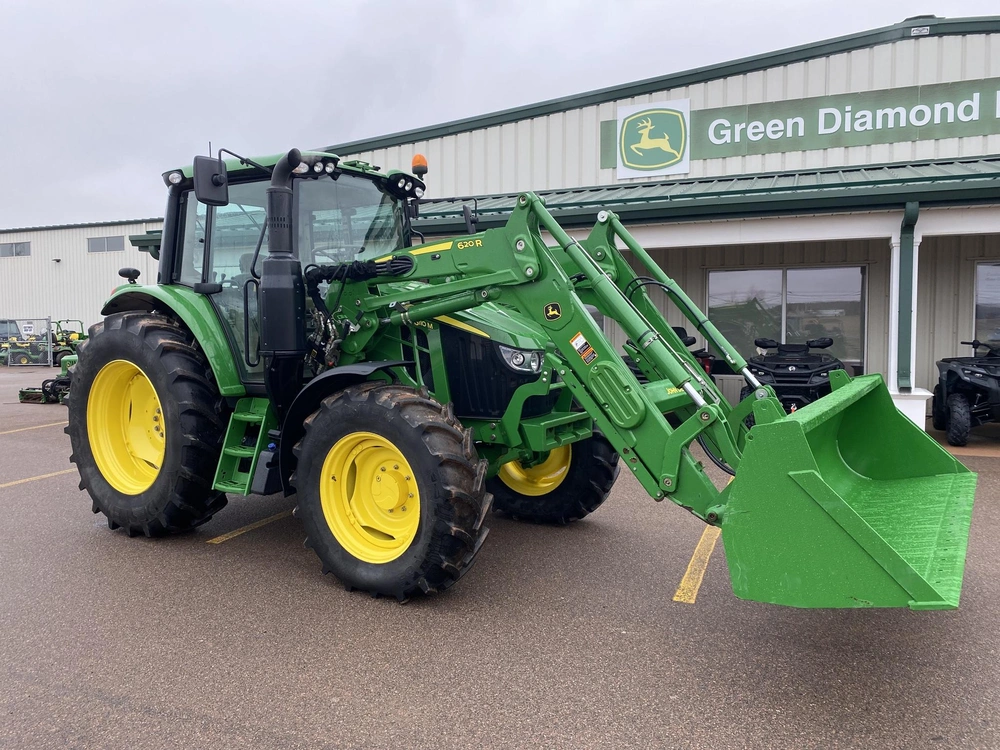 2023 John Deere 6110m alt