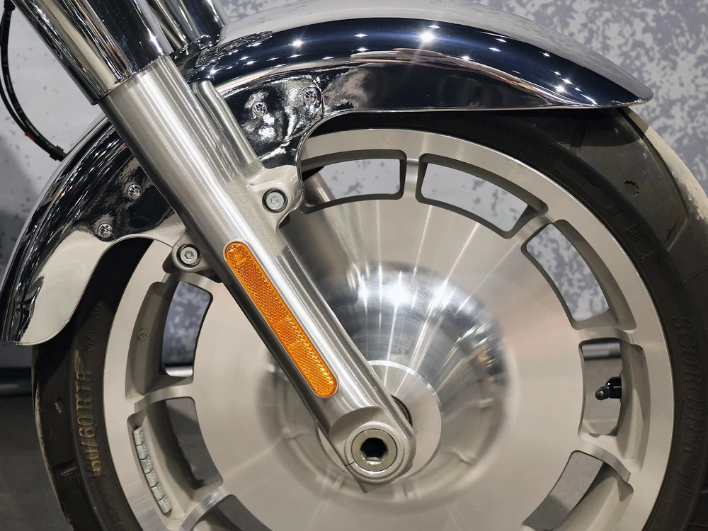 2025 Harley-davidson Fat Boy Ghost Flstf alt