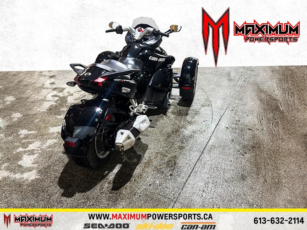 Can-am Spyder Rs Se5 2014 alt