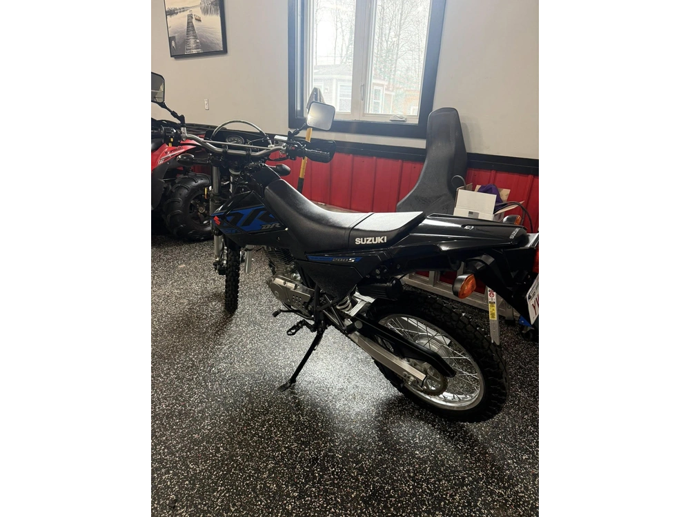 Suzuki Dr 200s 2017 alt