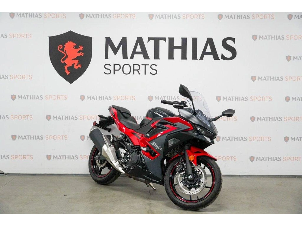 Kawasaki Ninja 500 Se 2024 alt