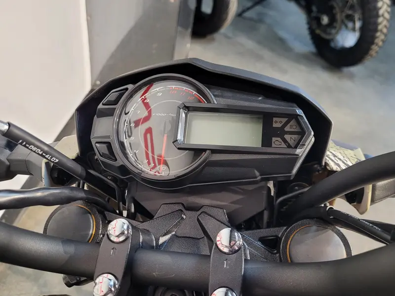 2025 Kawasaki Z125 PRO thumbnail 9