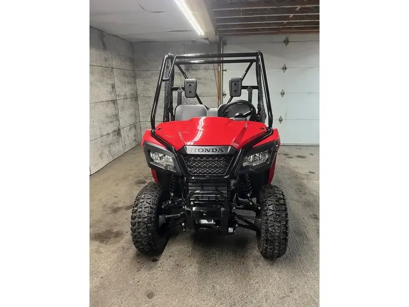 Honda PIONEER 520 2026