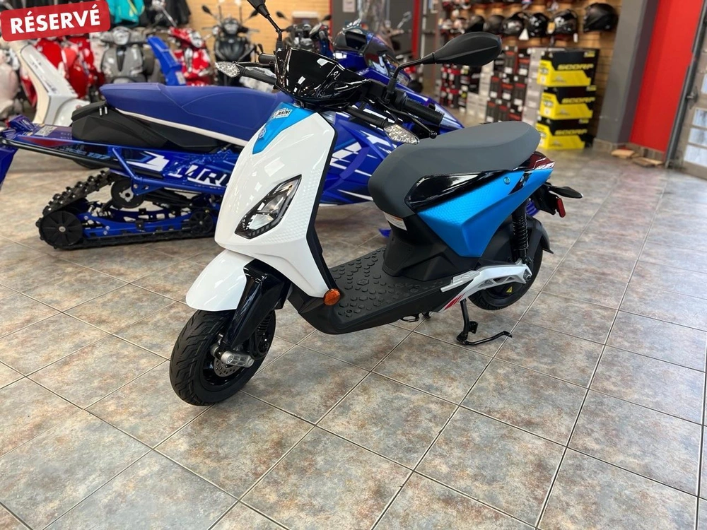 2022 Piaggio Piaggio 1 Active alt