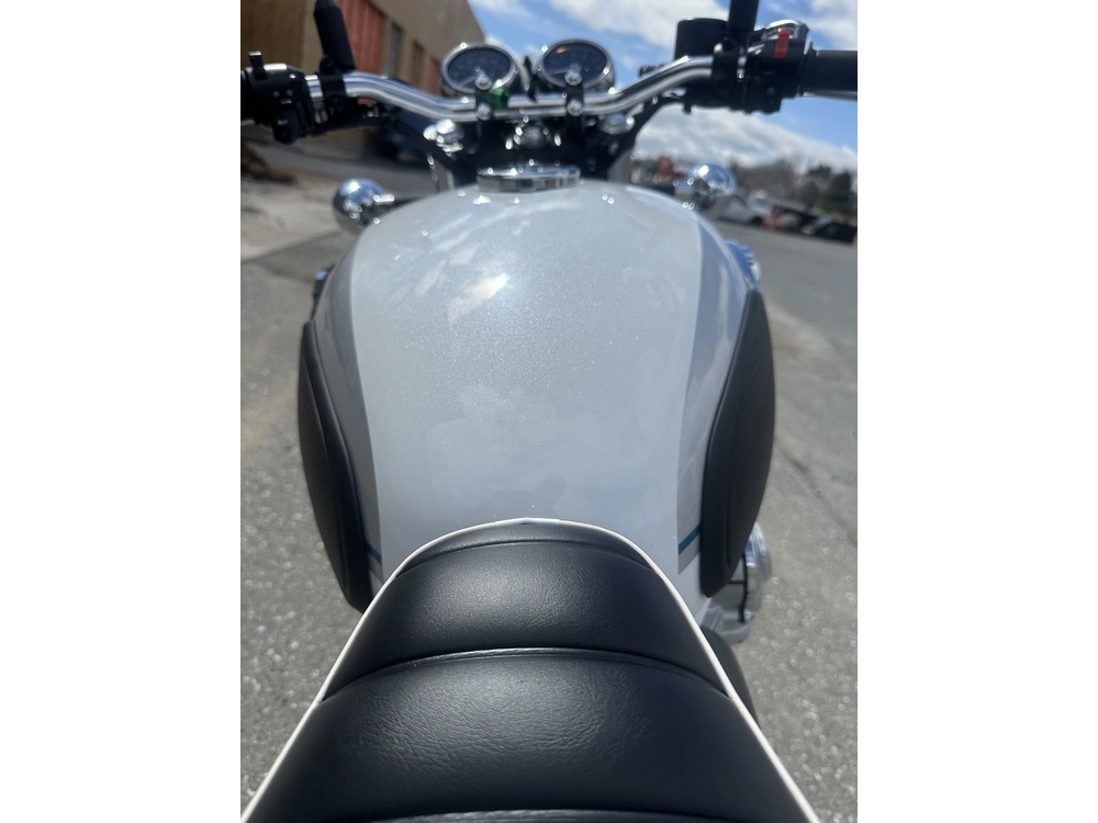 2026 Kawasaki W800 alt