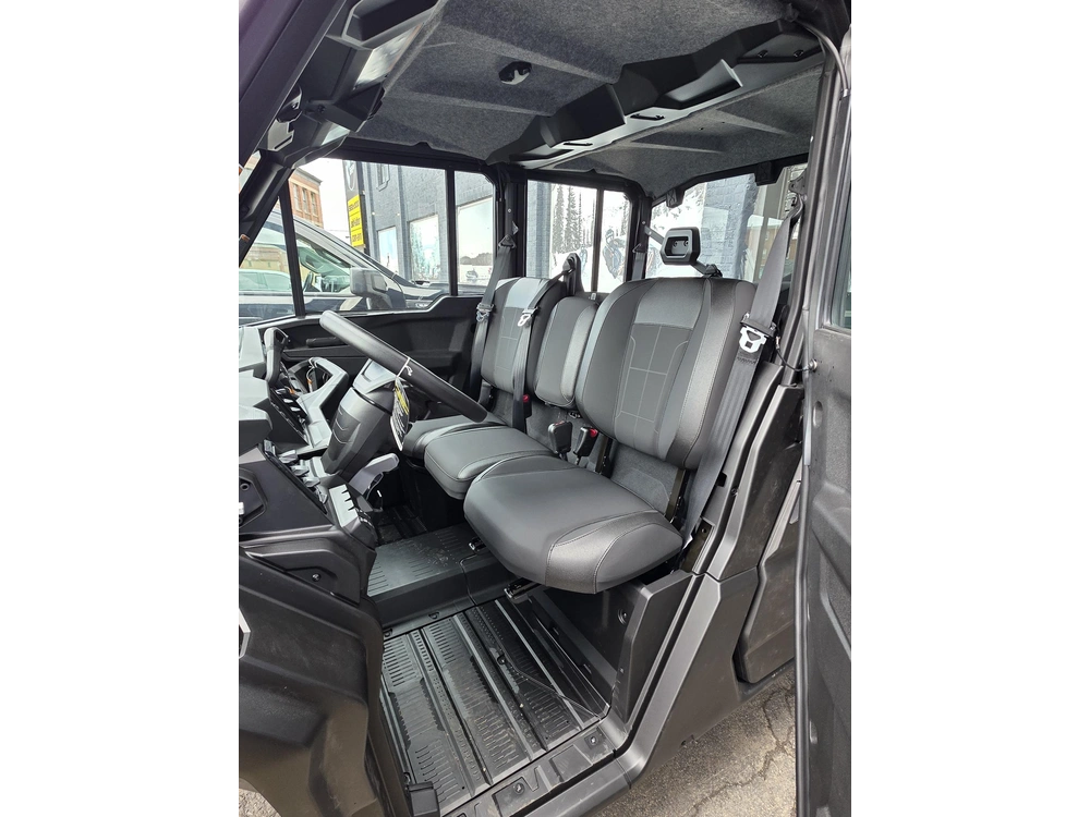 2026 Can-am Defender Max Xt Cab Hd11