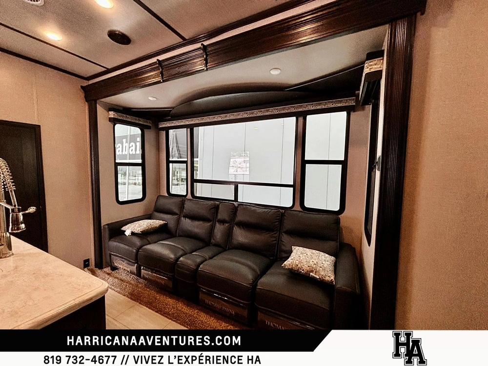 2018 Xlr Tunderbolt 422amp alt