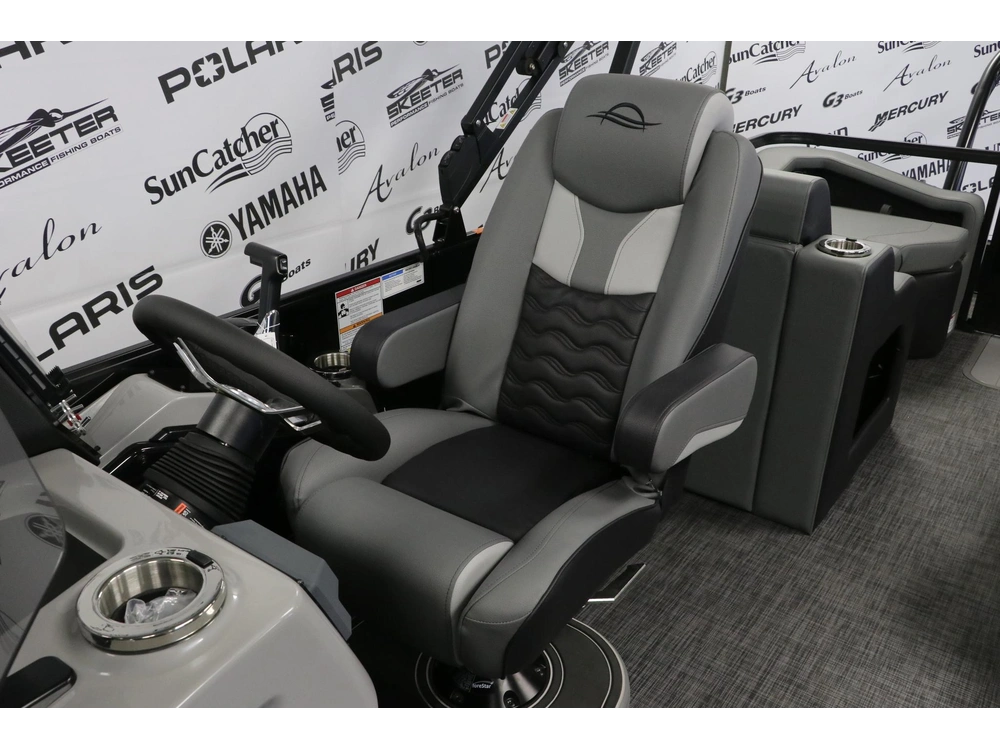 Suncatcher Elite 324ss + Yamaha Vmax 200 Hp 2026 alt