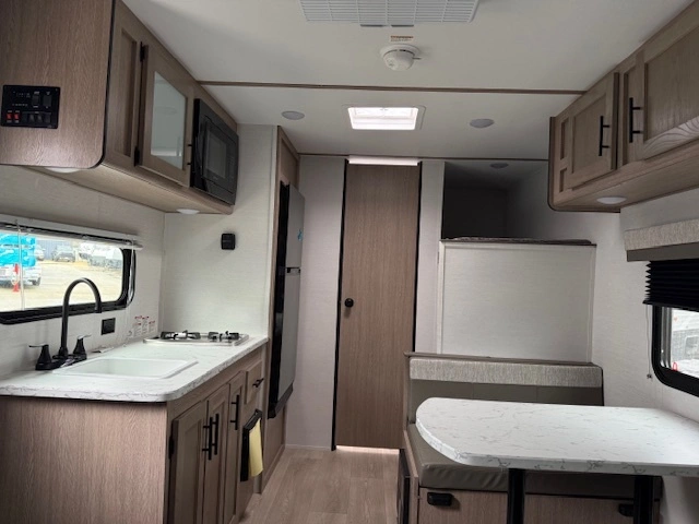 2026 Gulf Stream 199dd alt