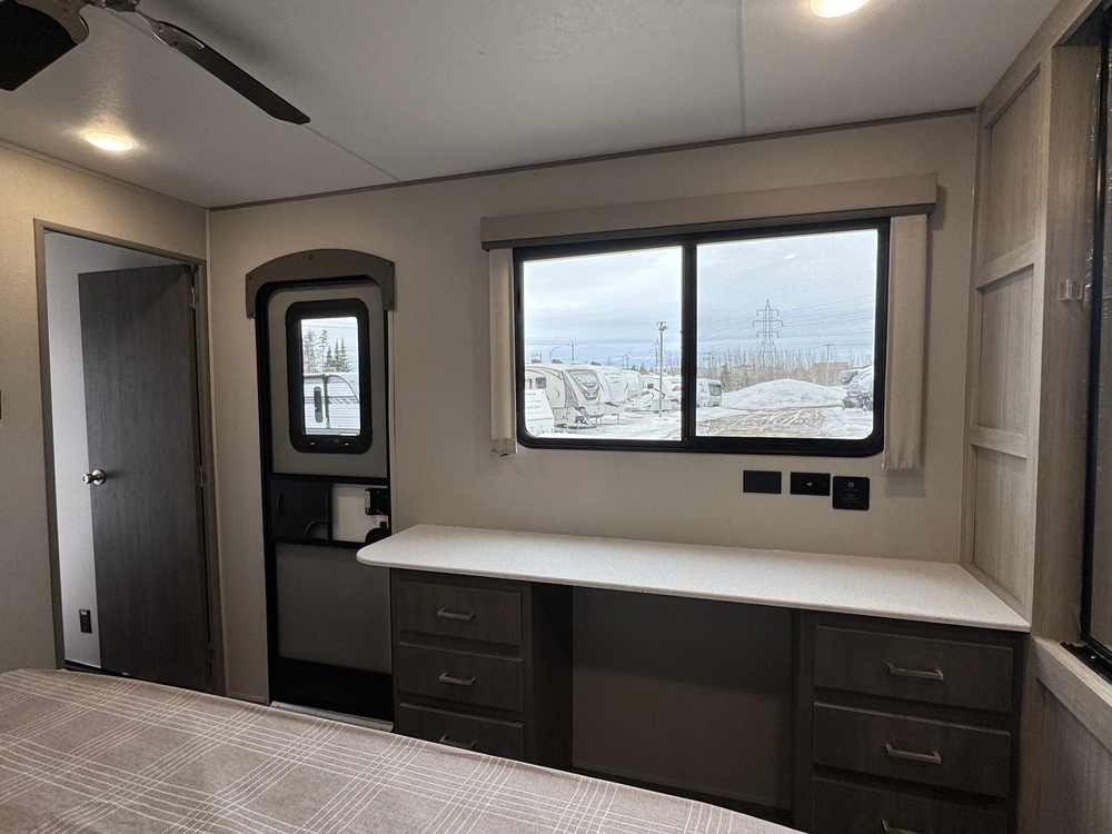 Coachmen Catalina 39mkts 2026 alt