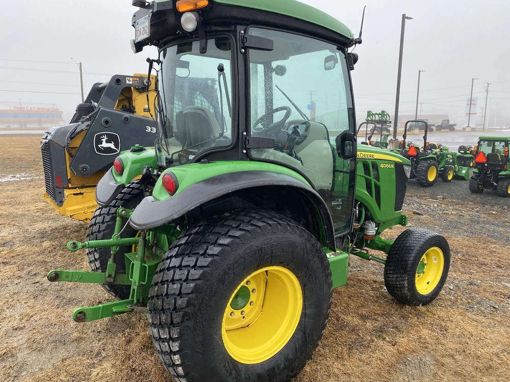 John Deere 4066r 2022 alt