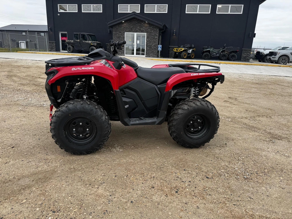 2026 Can-am Outlander 700 alt
