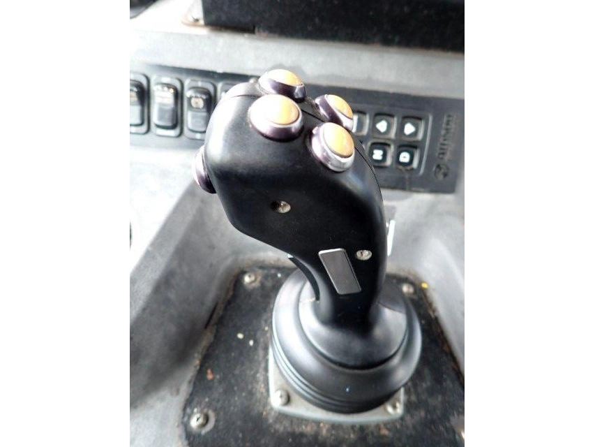 2020 Peterbilt 520