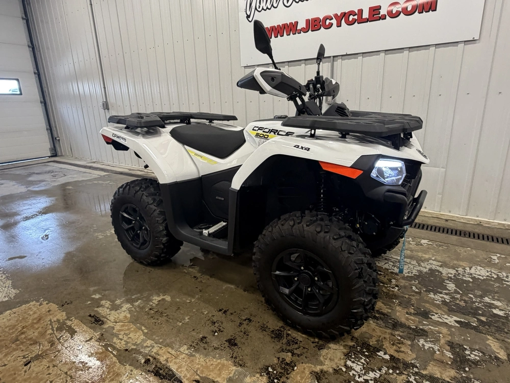 2025 Cfmoto Cforce 500 White alt