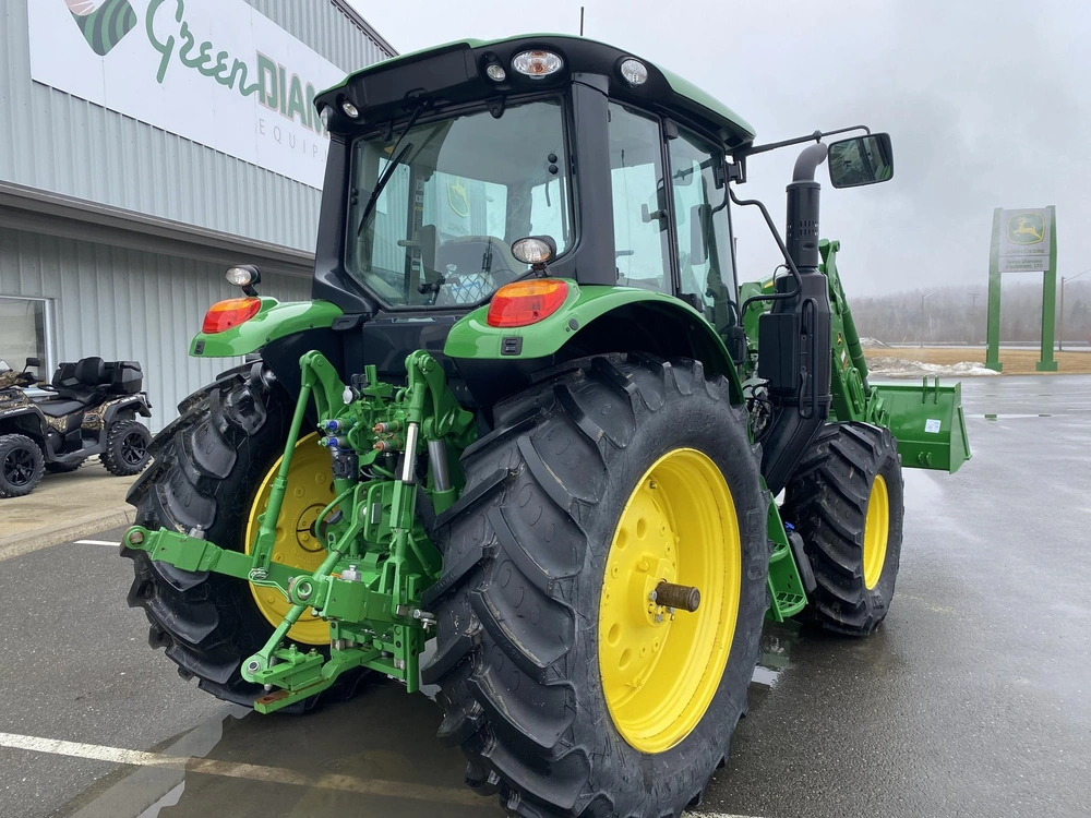 John Deere 6110m 2024 alt