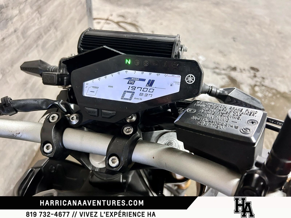 Yamaha Fz-09 2015 alt