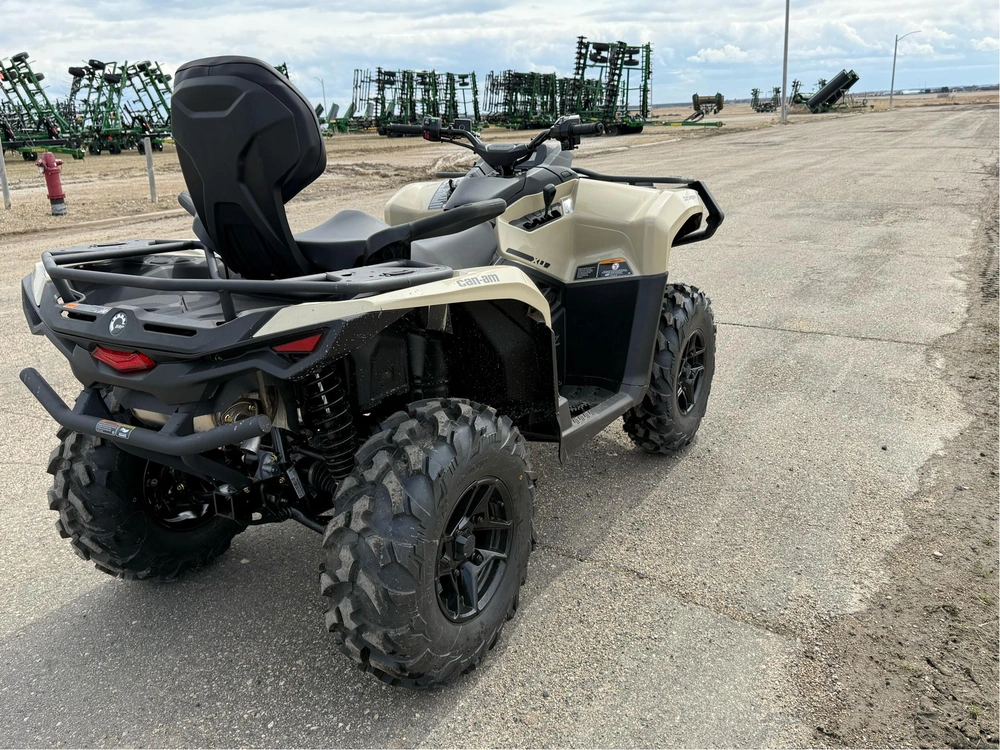 2026 Can-am Outlander Max Pro Xu Hd7 Desert Tan alt