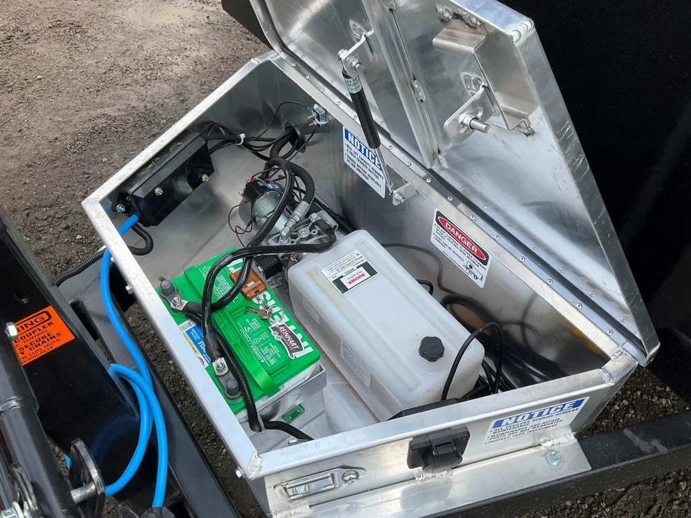 2026 Canada Trailers 5 Ton 6x10 Dump Trailer alt