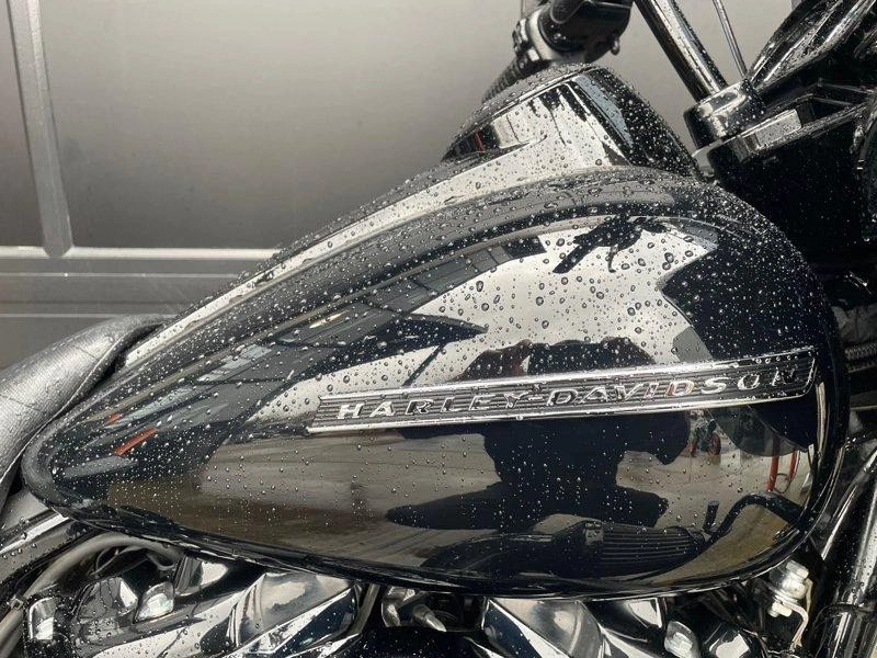 2018 Harley-davidson Fltrxs - Road Glide® Special alt