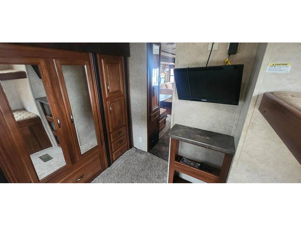 Cougar 31sbq 2013 alt